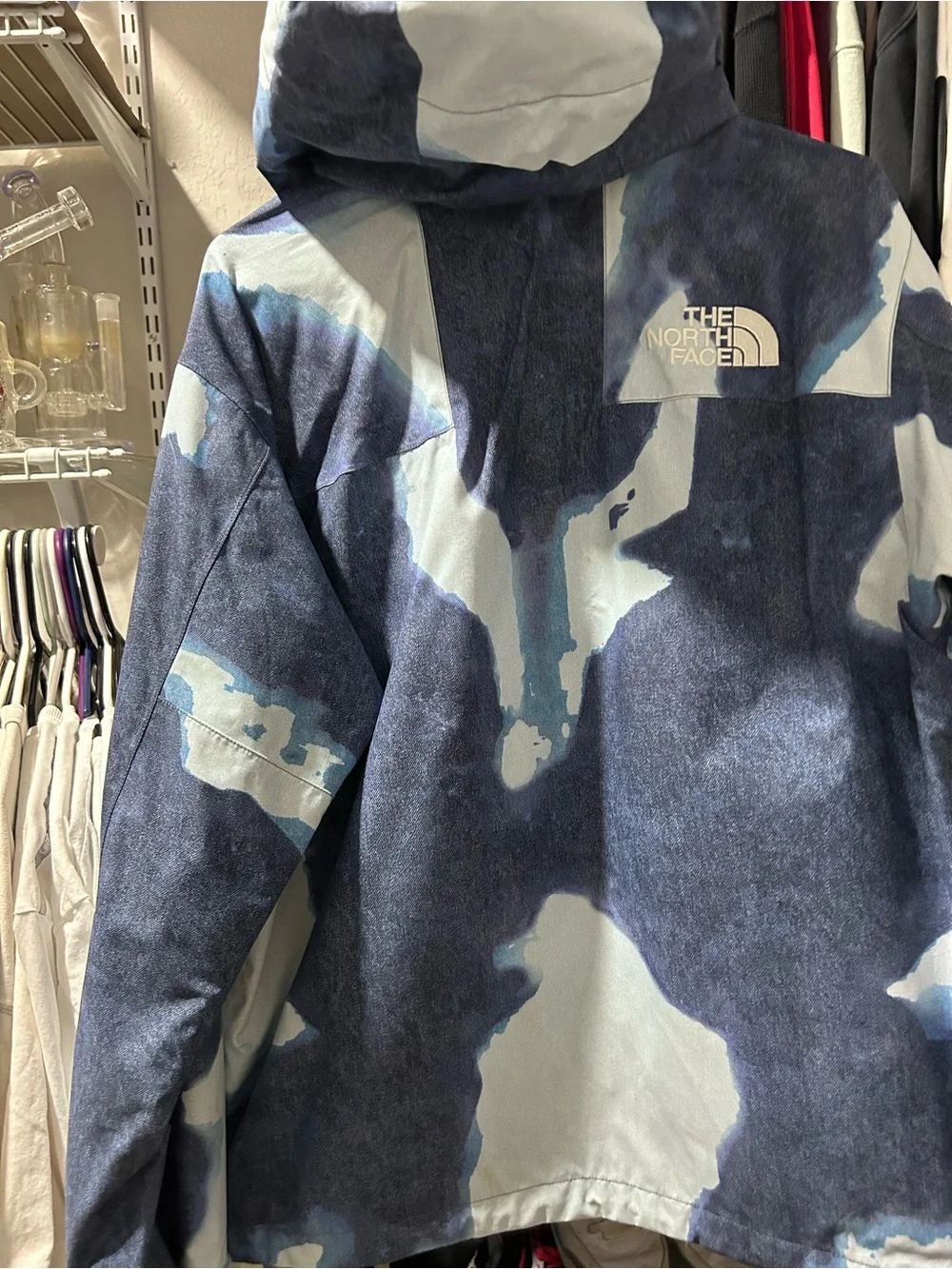Supreme x The North Face Bleached Denim Print Mountain Jacket